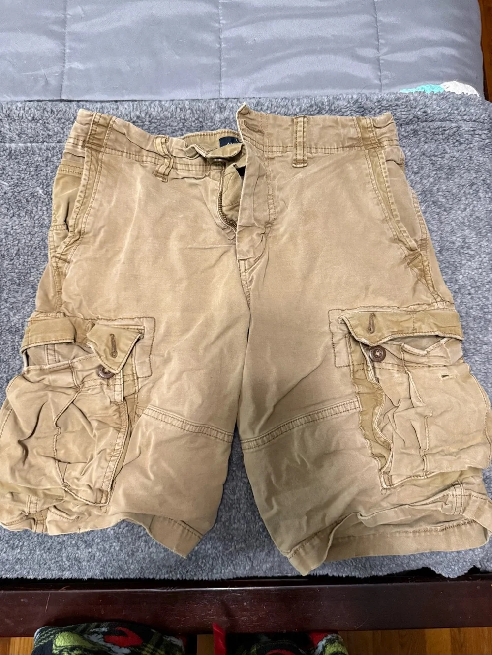American Eagle Outfitters Tan Cargo Shorts with Utility Pockets